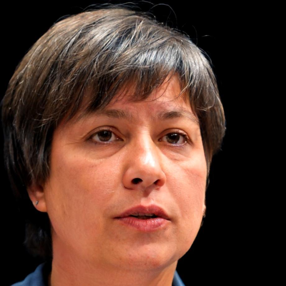 Retrato de Remedios Navarro, Especialista en Análisis Cuantitativo